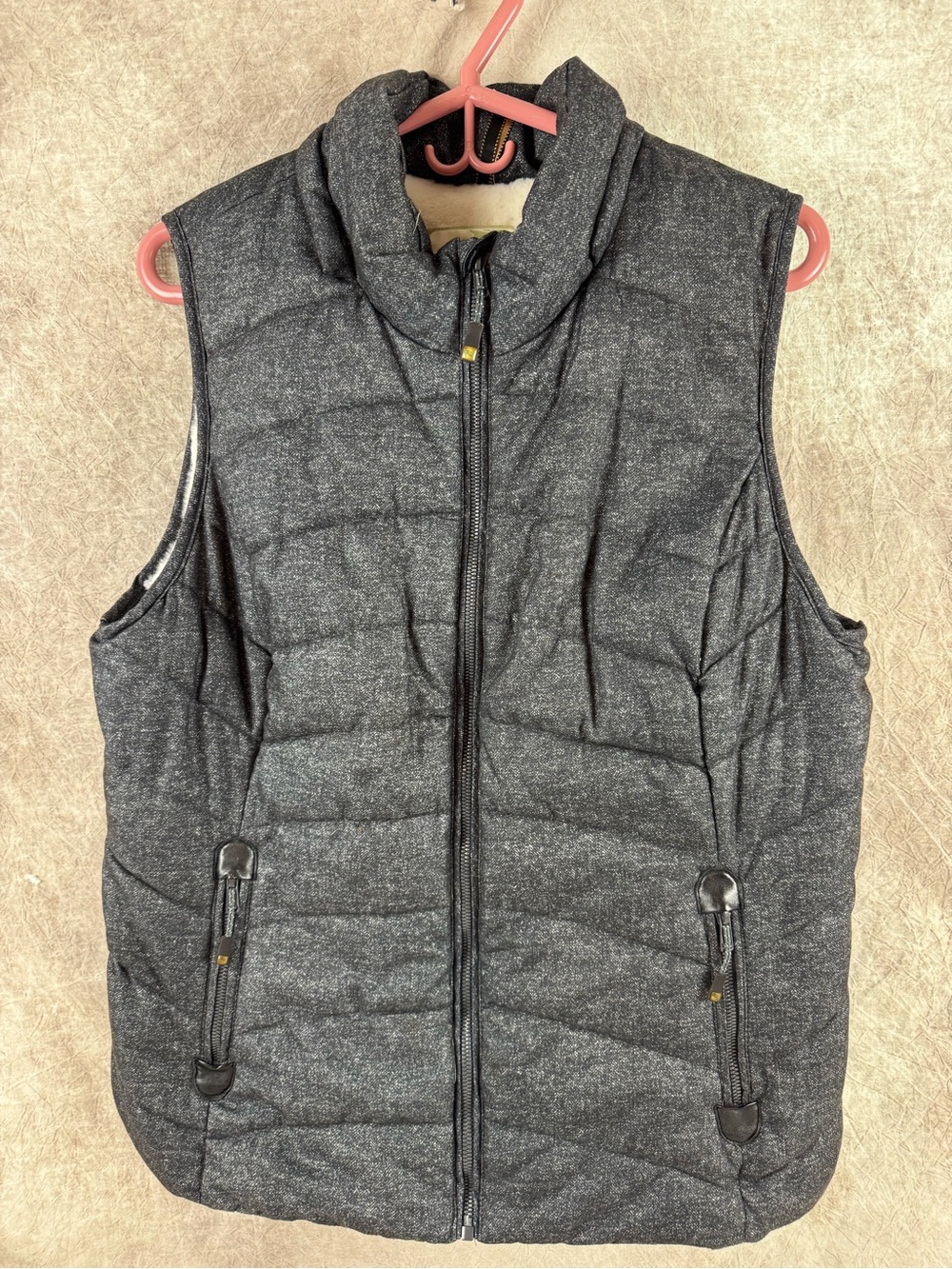 GreenTea Womwns Quilted Vest in Charcoal Gray super soft inside  XL